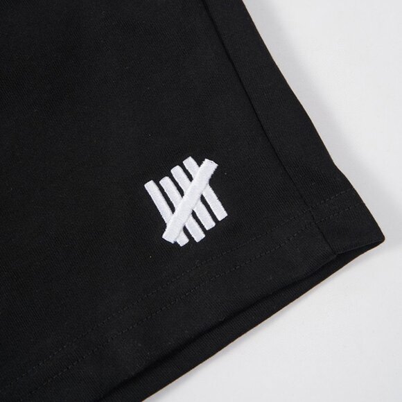 Undefeated Solid Color Simple Shorts - Picture 7 of 8